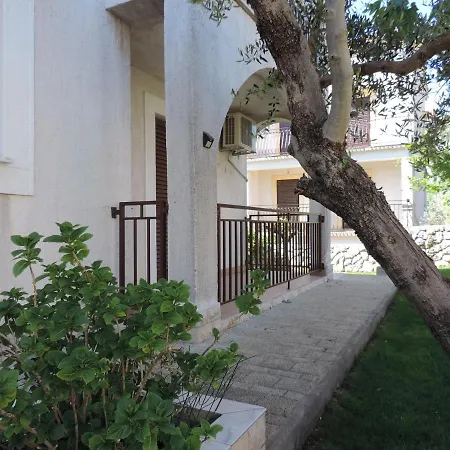 Antica Apartment Cres